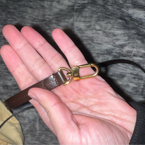 LOUIS VUITTON EBENE DAMIER FAVORITE MM CROSSBODY BAG - Picture 6 of 16